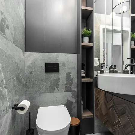 Hanza Signature Sky Apartment